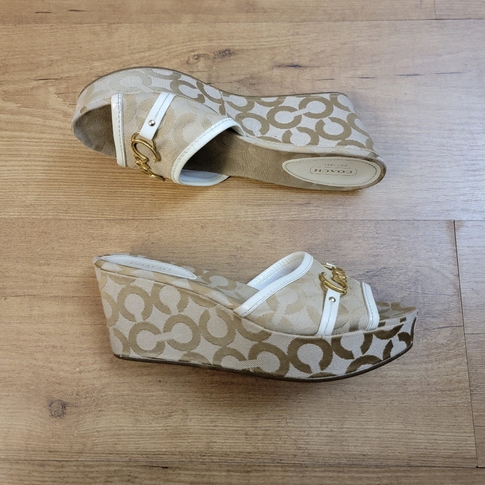 COACH Carissa Optic Art Khaki Platform Wedge Sandals - Picture 5 of 9